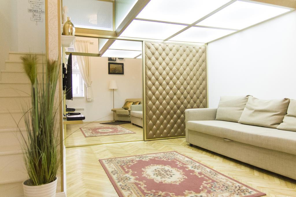 Ava'S Champagne Studio City Center-Andrash Street King Street Budapešť Exteriér fotografie